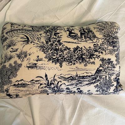 Twin Blankets, Bedskirts, Matching Pillows and More (BB-MK)