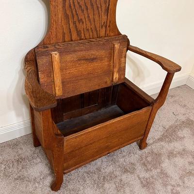 Tiger Oak Mirrored Hall Tree w/Storage