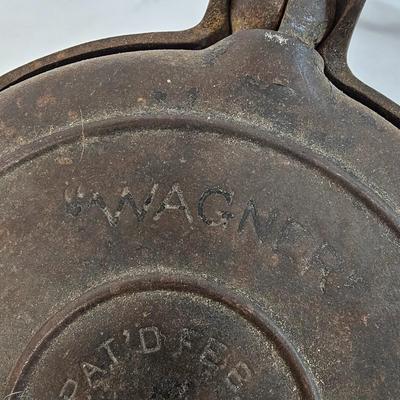 #8 Wagner Cast Iron Waffle Griddle & Stand (BS-JS)