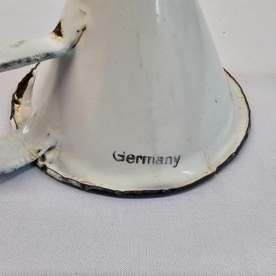 Vintage Enamel Kitchen Items (BS-JS)