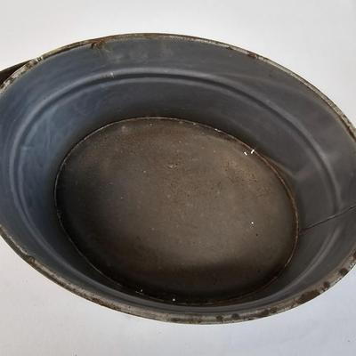 Vintage Enamel Kitchen Items (BS-JS)