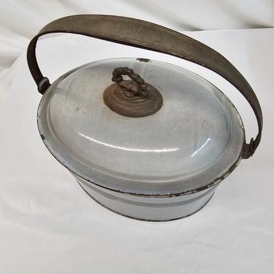 Vintage Enamel Kitchen Items (BS-JS)