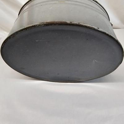 Vintage Enamel Kitchen Items (BS-JS)