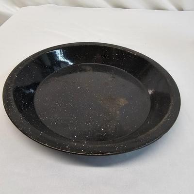 Vintage Enamel Kitchen Items (BS-JS)