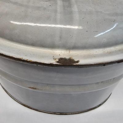 Vintage Enamel Kitchen Items (BS-JS)