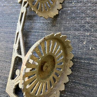 Antique Victorian Cast Iron Wall Hang Oil Lamp Holder