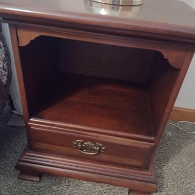 Solid Wood Cherry Bedside Table Taylor Jamestown Choice A