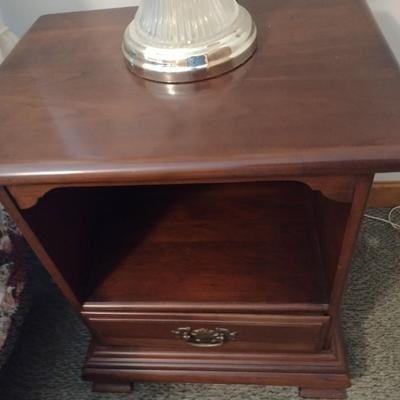Solid Wood Cherry Bedside Table Taylor Jamestown Choice A