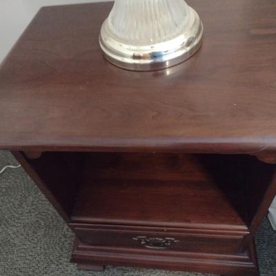 Solid Wood Cherry Bedside Table Taylor Jamestown Choice B