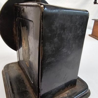 Vintage No.930 King Coffee Mill & Charles Young Scale (BS-JS)