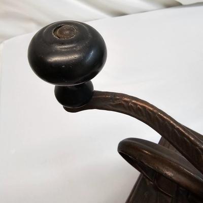 Vintage No.930 King Coffee Mill & Charles Young Scale (BS-JS)