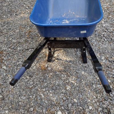 Kobalt Metal Pan Wheelbarrow