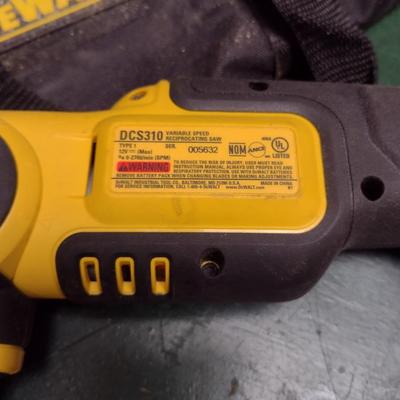 DeWalt Variable Speed Reciprocating Saw Battery Operated (No Charger)