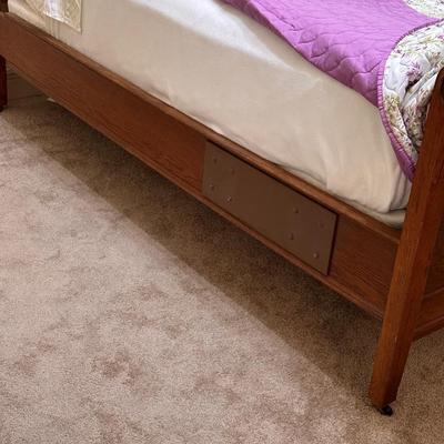 Tiger Oak Full/Double Bed
