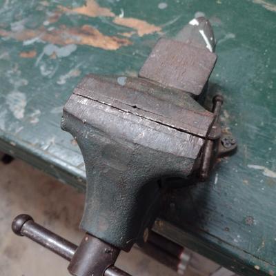 Vintage Litton Forged 3.75" Bench Vise No. 25