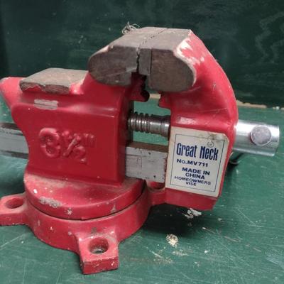 Great Neck Bench Vise 3.5"