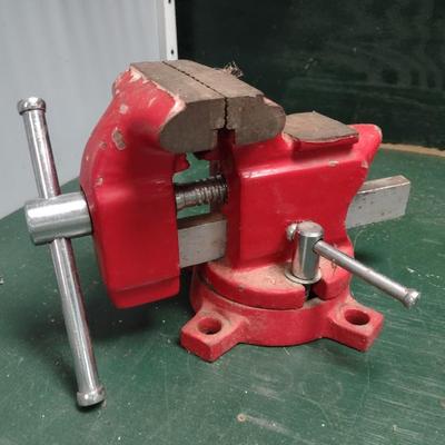 Great Neck Bench Vise 3.5"
