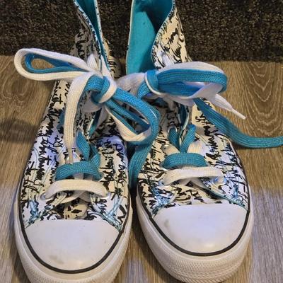 Air Walk High Tops