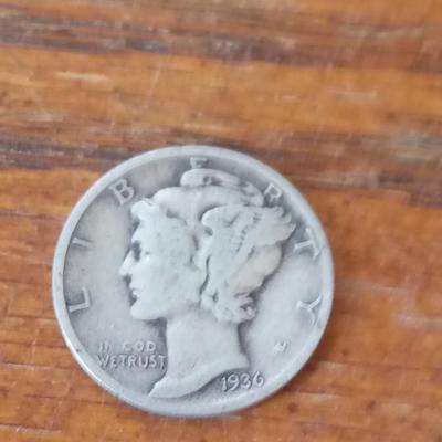 LOT 51 1936 MERCURY DIME