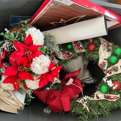 Lot # 1000 Christmas Lot