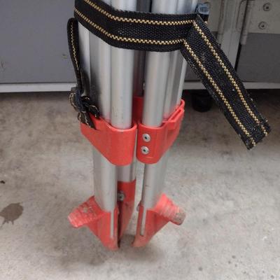 Aluminum Frame Extendable Tripod