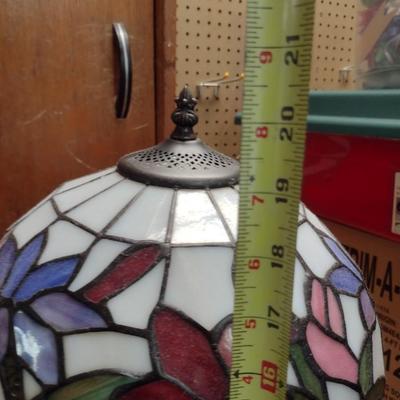 Tiffany Shade Design Table Lamp
