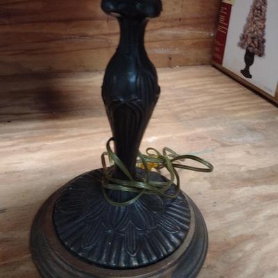 Tiffany Shade Design Table Lamp