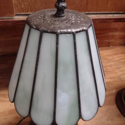 Tiffany Shade Design Desk Lamp