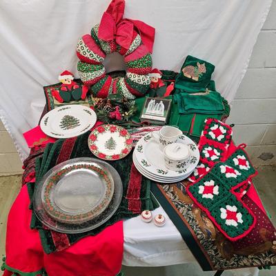 Christmas Linens, Plates, Decor & More (BS-JS)