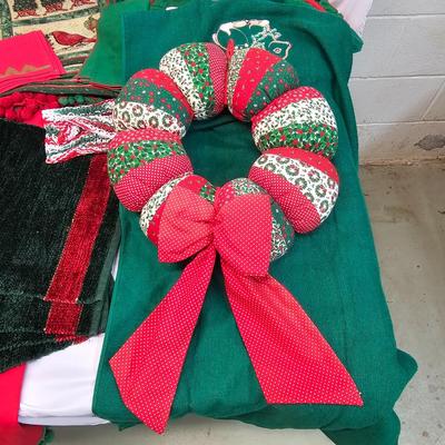 Christmas Linens, Plates, Decor & More (BS-JS)