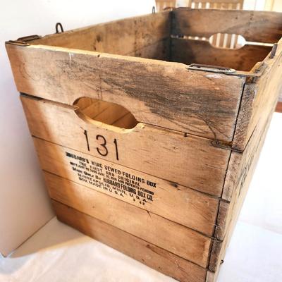 Lot #38L Vintage Laundry Advertising Delivery Crate - folds flat