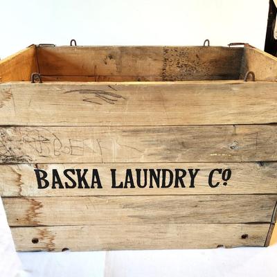 Lot #38L Vintage Laundry Advertising Delivery Crate - folds flat