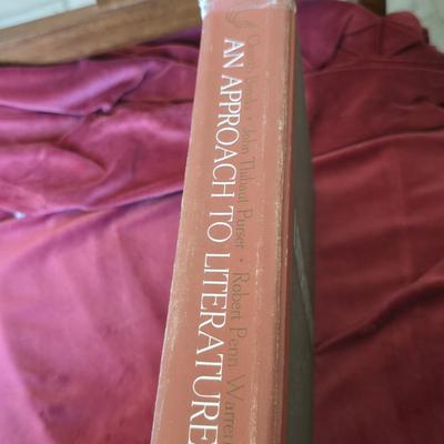 An Approach To Literature