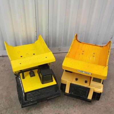 Two Metal Toy Dump Trucks Tonka, Remco