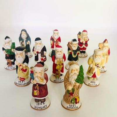 Santa across the world lot of 12