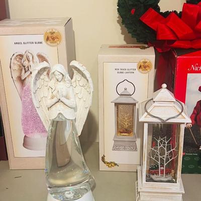 Christmas Table Deal~ Thomas Kincaid, Cracker Barrel & More