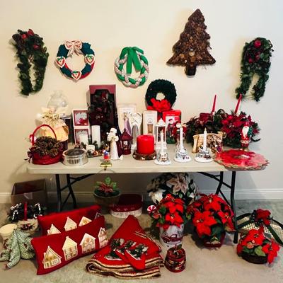 Christmas Table Deal~ Thomas Kincaid, Cracker Barrel & More