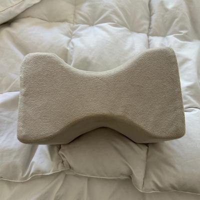 2 Neck Supports