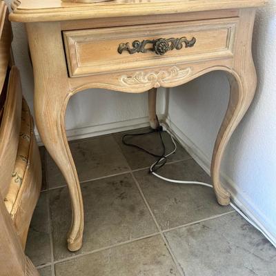 End table