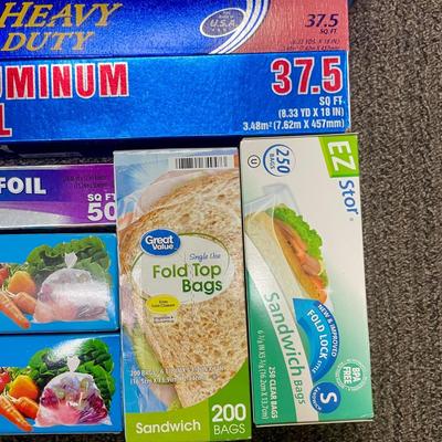 Kitchen Lot: Aluminum Foil, Ziplock Bags, Trash Bags