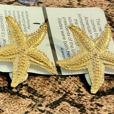 Starfish clip on earrings gold