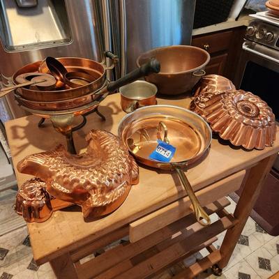 Copral Copper Pots , Pans , Molds Decor