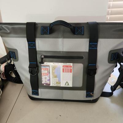 2 New Picnic Coolers Coho Soft Side 30 Cans & Ci Sports