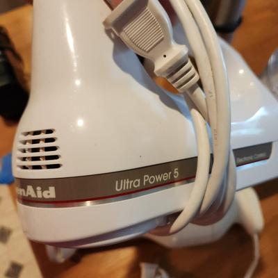 Lot Small Kitchen Appliances Knife Sharpener, Cuisinart Coffee Grinder Can Opener, Processor, BrAun