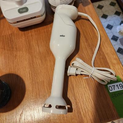 Lot Small Kitchen Appliances Knife Sharpener, Cuisinart Coffee Grinder Can Opener, Processor, BrAun