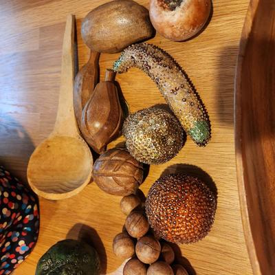 Monkeypod wood Bowl w Faux Fruit