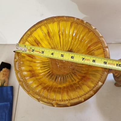 Lot of 2 Elephants Serving Bowl and Decor