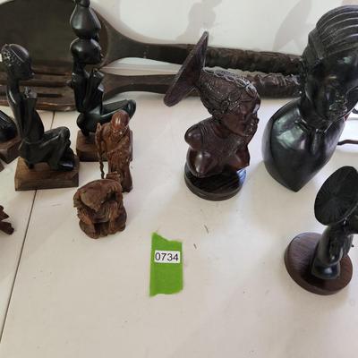 Collectable Wood Lot Hand Carved Figures