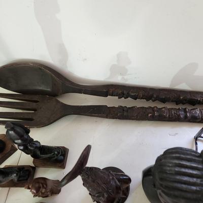 Collectable Wood Lot Hand Carved Figures