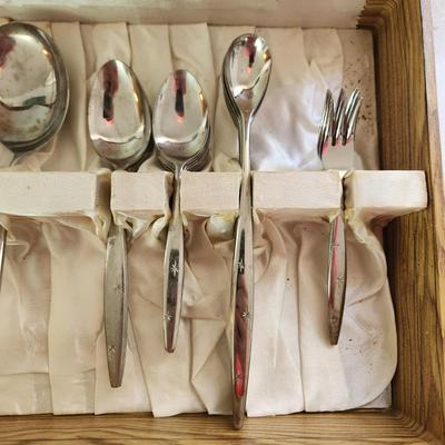 Eldan Starburst Flatware
